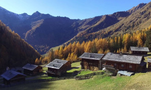 Oberstaller Alm, Weg der Quellen und des Wassers